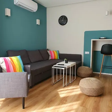Dinda Apartman 1 *